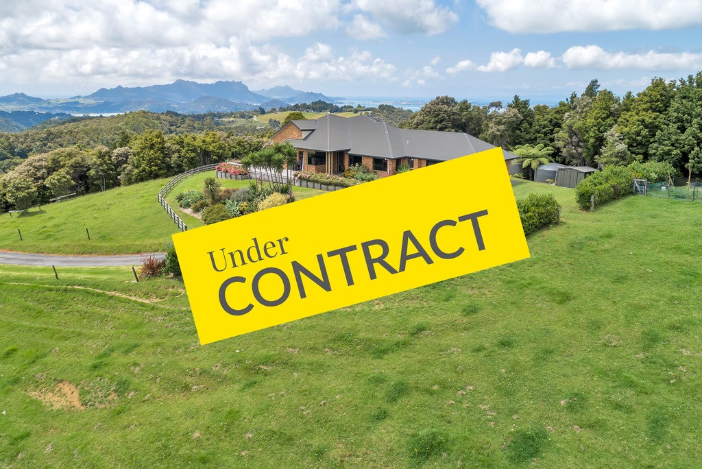 138 Kohinui Road, Onerahi - Carousel 1
