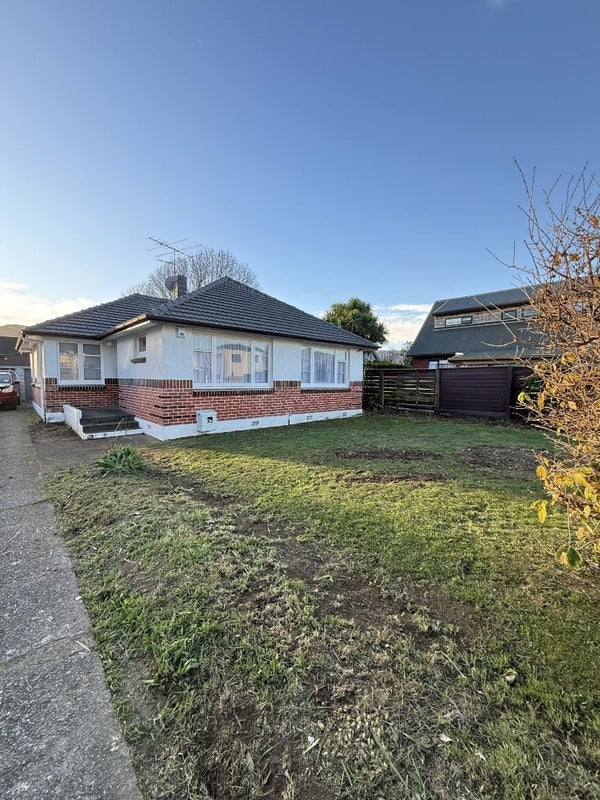 613 Fergusson Drive, Trentham, Upper Hutt - Carousel 2