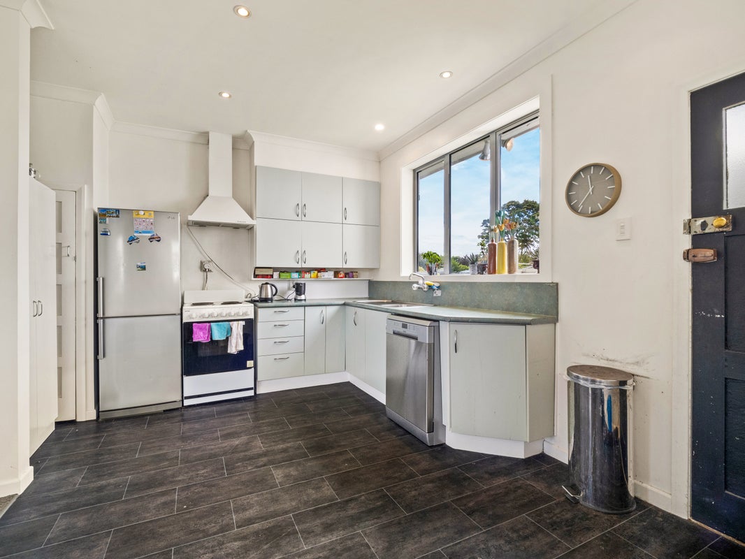 14 Ethel Street, Wakari, Dunedin - Carousel 2