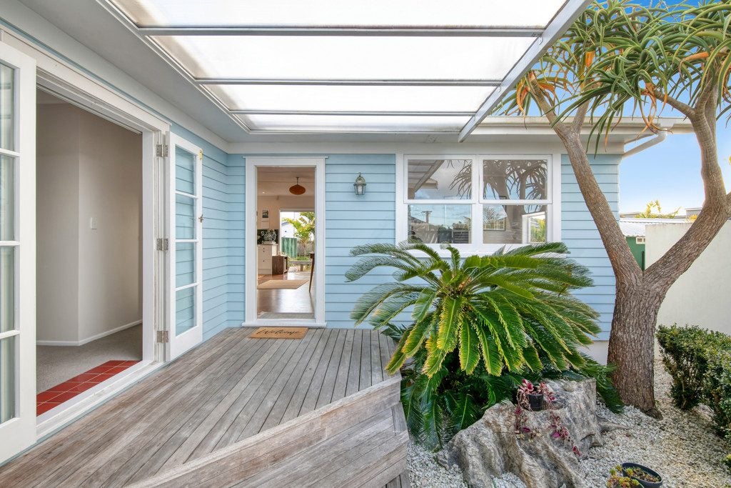 77A Red Beach Road, Red Beach - Carousel 2