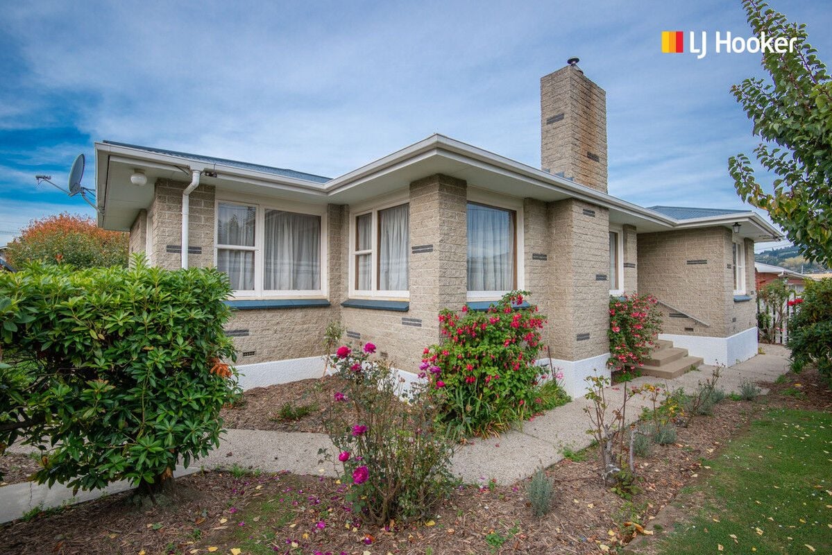 21 Argyle Street, Mosgiel, Mosgiel - Carousel 2