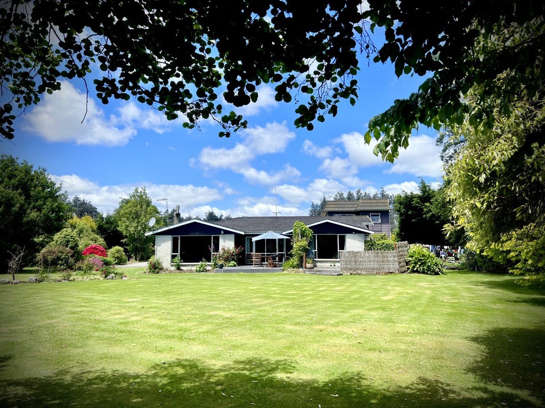 203 Curran Road, Otatara - Carousel 1