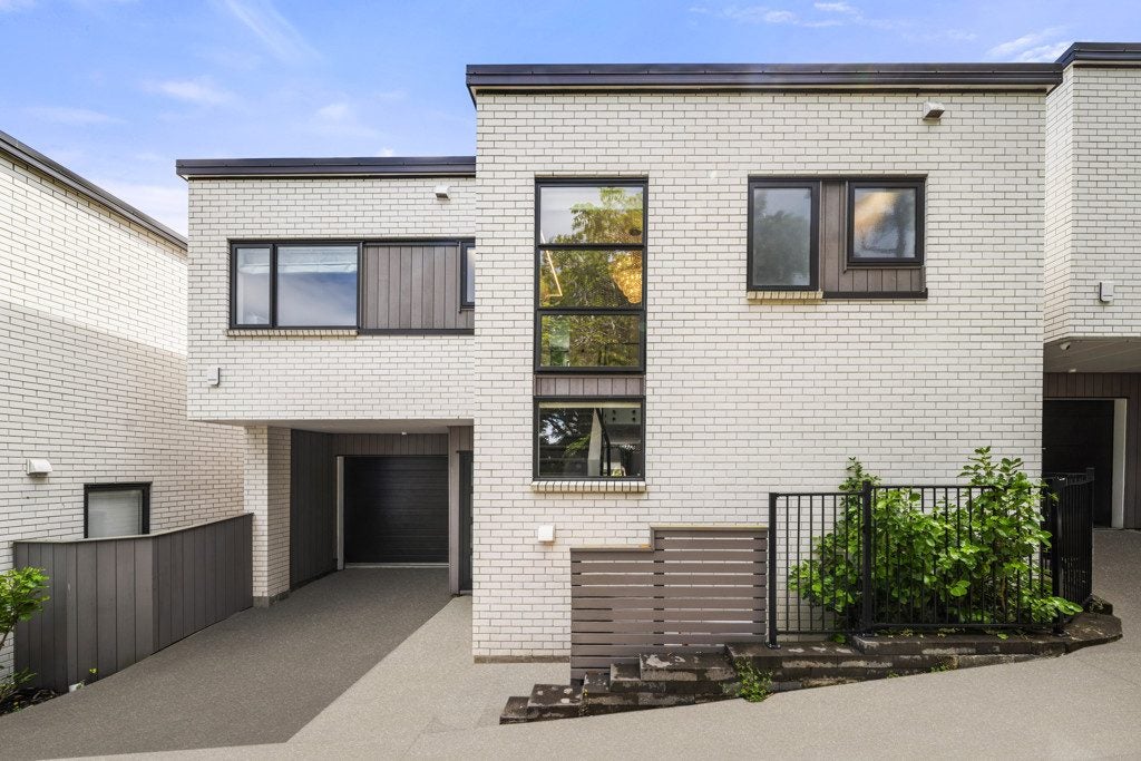 242C St Andrews Road, Epsom, Auckland - Carousel 1