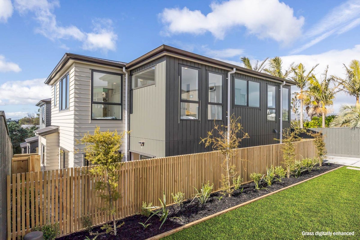 45A Bruce Road, Glenfield, Auckland - Carousel 1