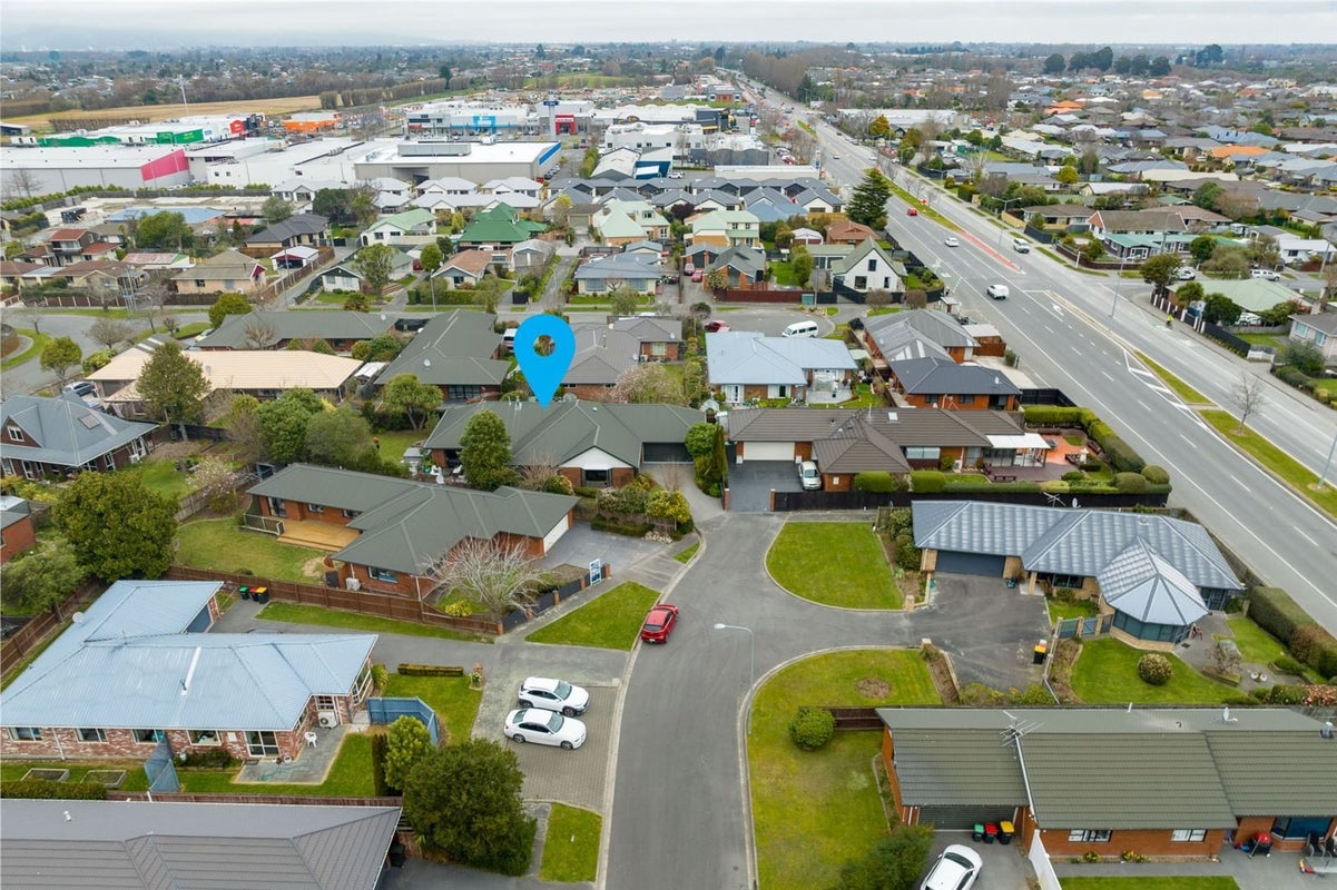 15 Wendon Mews, Belfast, Christchurch - Carousel 25