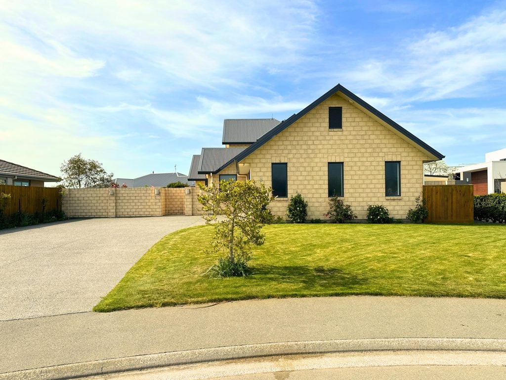 3 Penbury Close, Huntingdon, Ashburton - Carousel 2