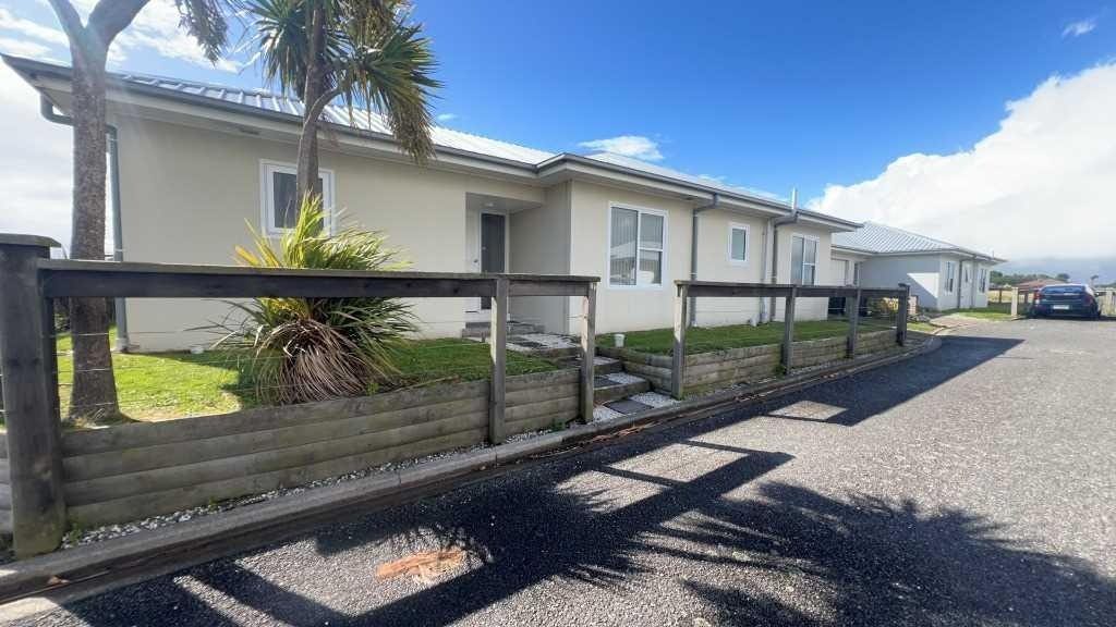 89 Lothian Crescent, Strathern, Invercargill - Carousel 1