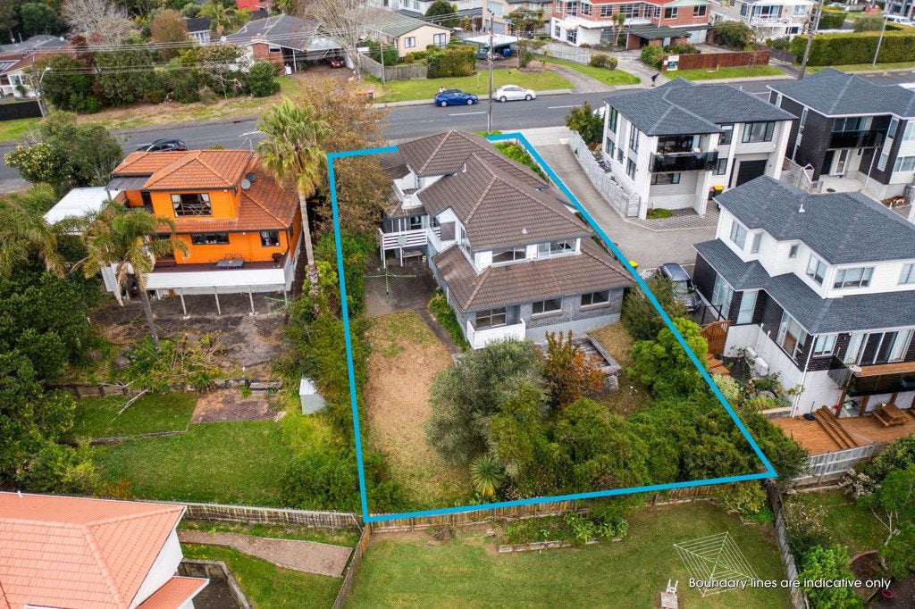 128 Coronation Road, Hillcrest, Auckland - Carousel 1