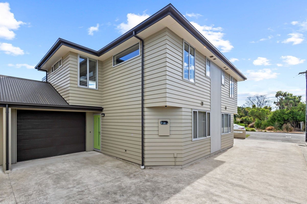 2/19 Cameron Street, Sydenham, Christchurch - Carousel 1