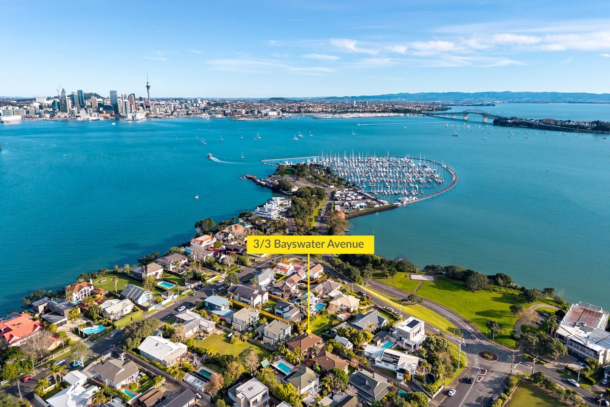 3/3 Bayswater Avenue, Bayswater, North Shore City, Auckland - Carousel 1