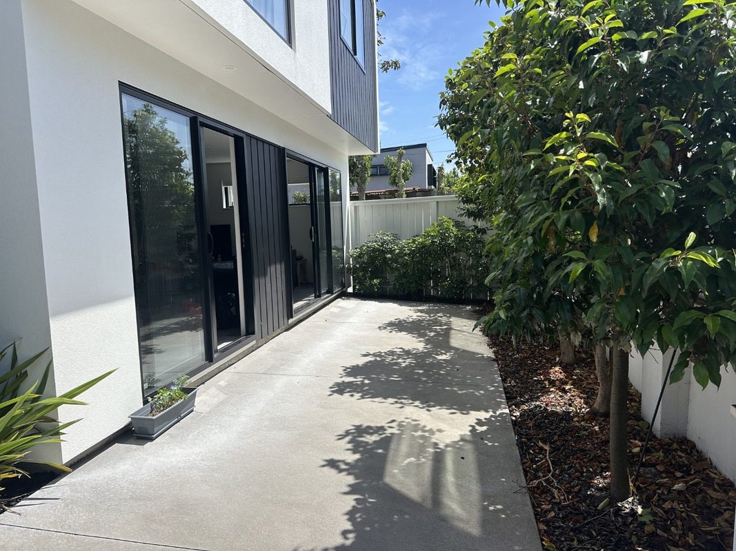 1/118 Purchas Street, Edgeware, Christchurch - Carousel 13
