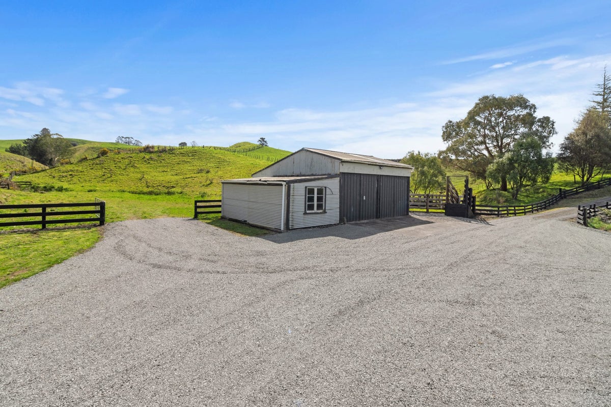 522 Ormsby Road, Puketotara, Te Awamutu - Carousel 21