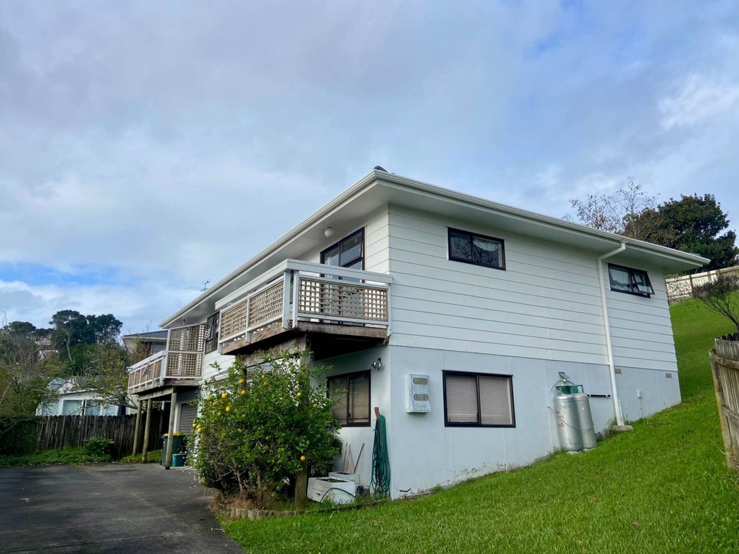 131 Spinella Drive, Bayview, Auckland - Carousel 2