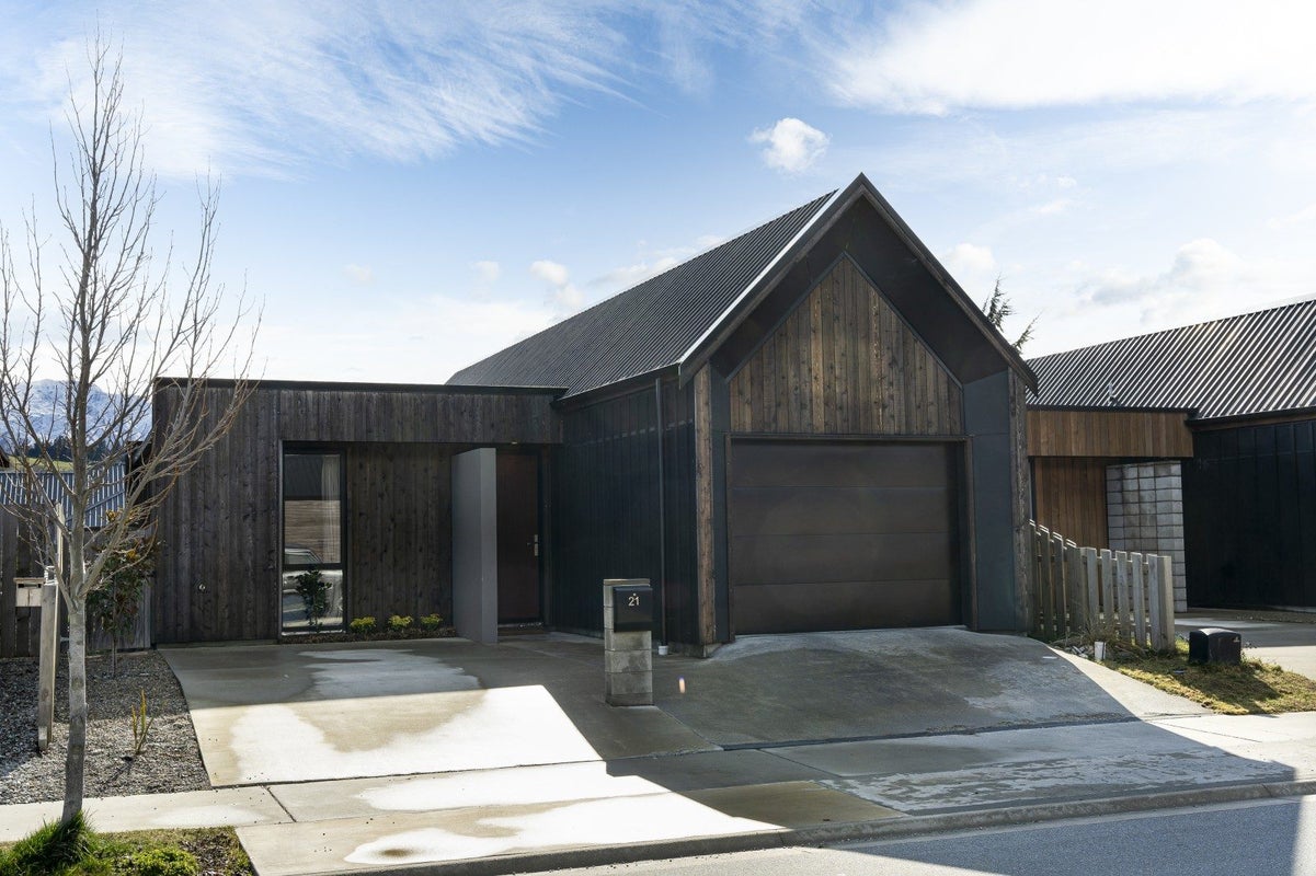 21 Dewar Street, Lake Hayes, Queenstown - Carousel 21