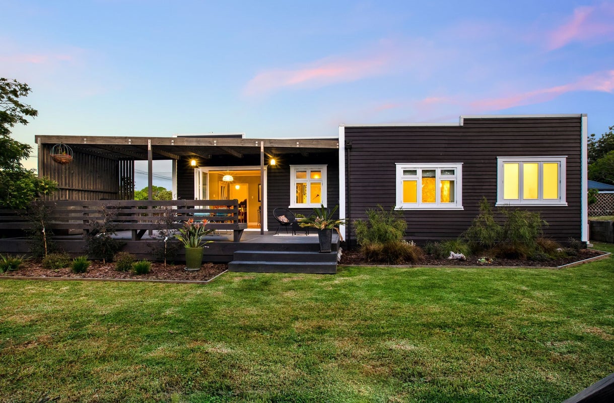 333 Te Horo Beach Road, Te Horo Beach - Carousel 2