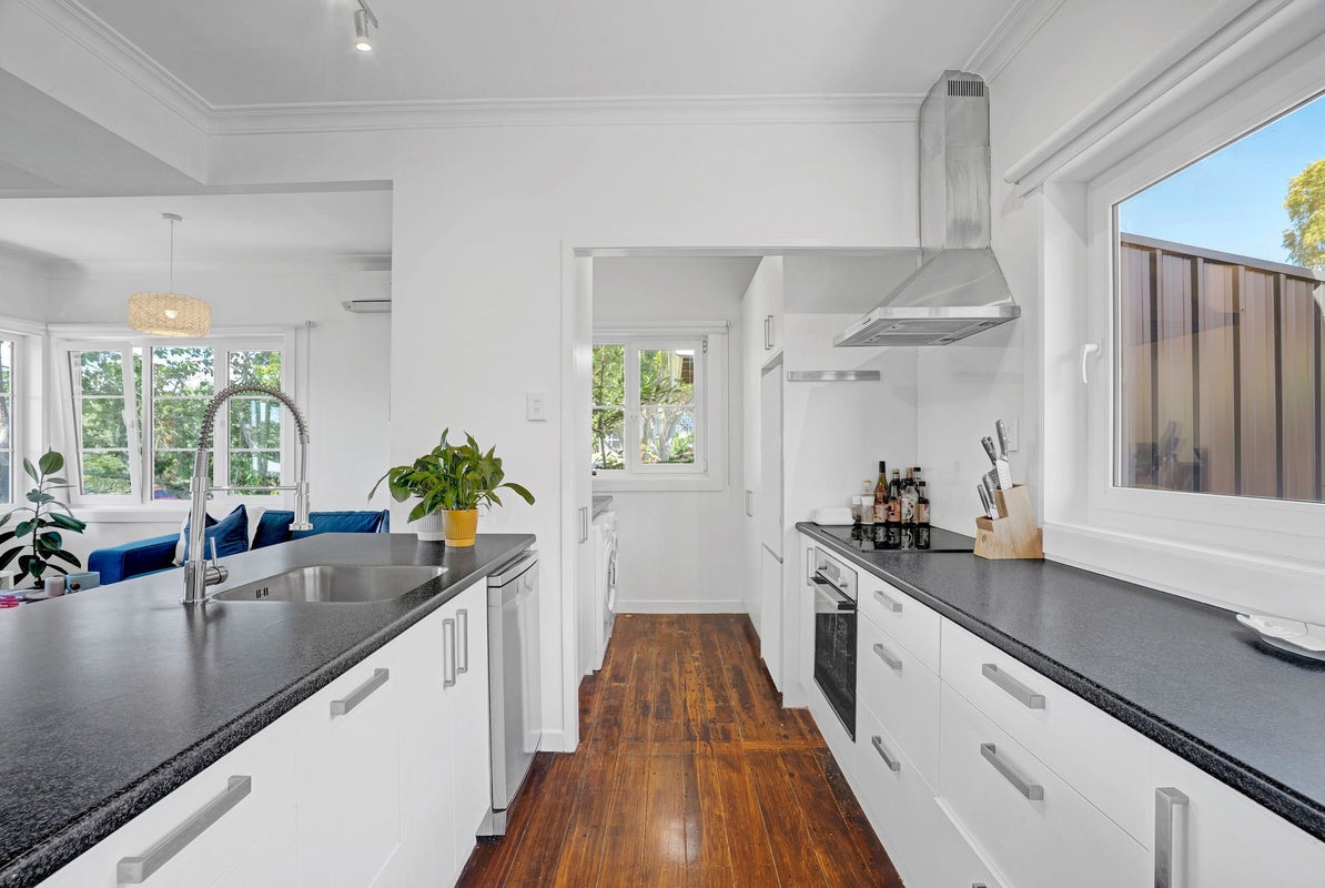 14 Yattendon Road, St Heliers, Auckland - Carousel 2
