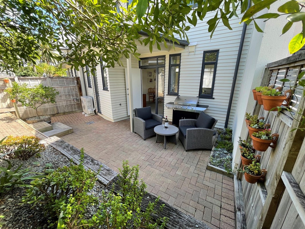 41/2 Armoy Drive, East Tamaki, Auckland - Carousel 1