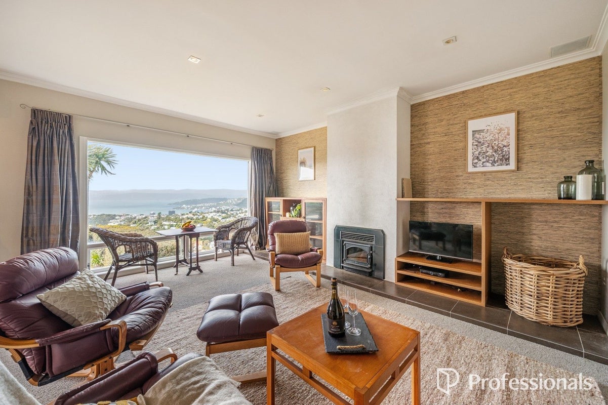 63 Messines Road, Karori, Wellington, Wellington - Carousel 2