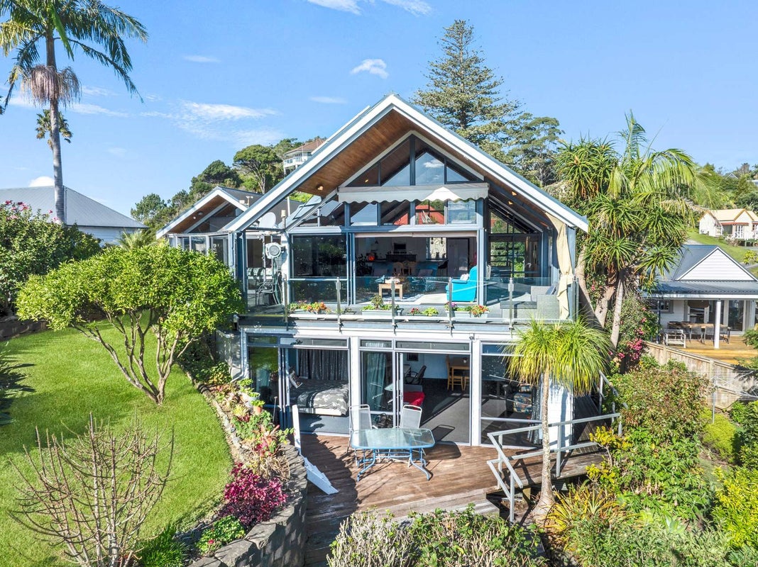 9A Beach Road, Mangonui, Mangonui - Carousel 2