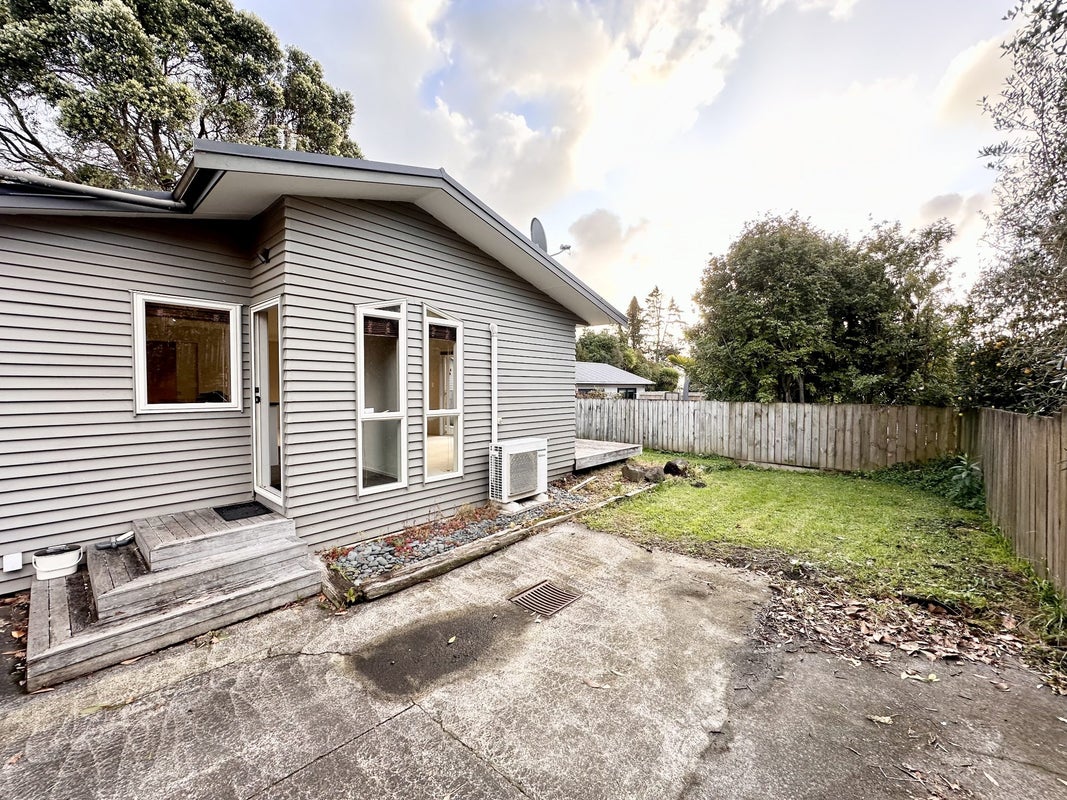 68B Oakley Avenue, Waterview, Auckland - Carousel 2