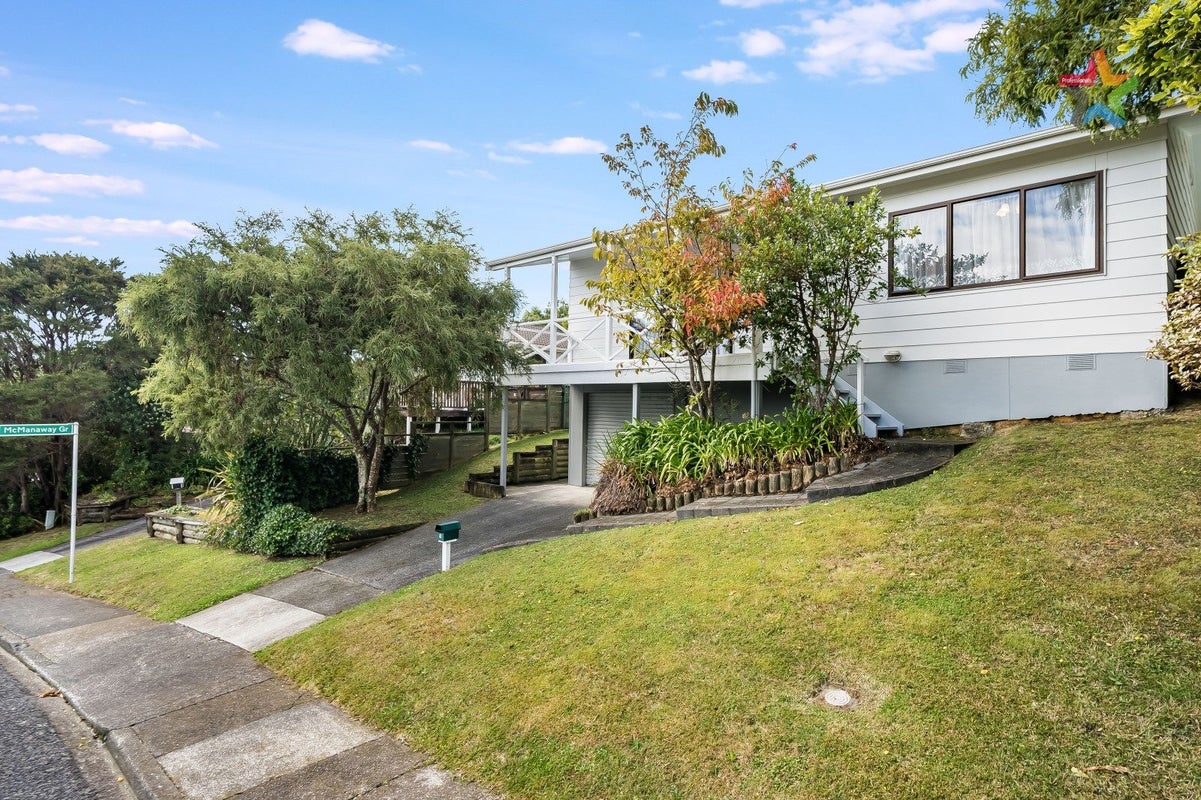 11 Robson Street, Stokes Valley, Lower Hutt - Carousel 23