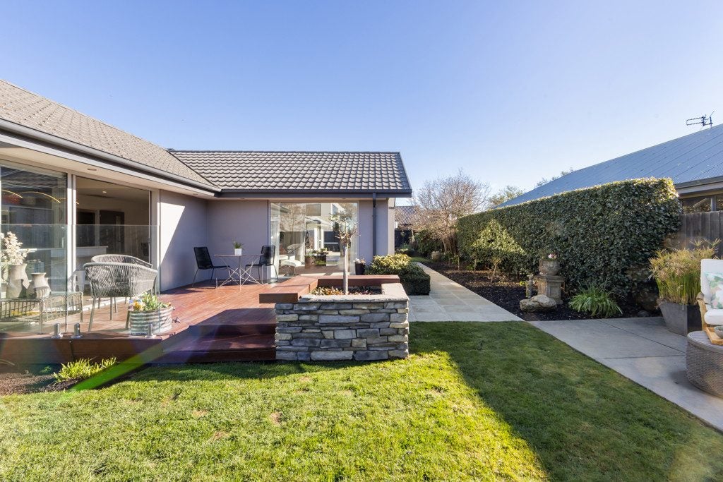 11 Glastonbury Drive, Burwood, Christchurch - Carousel 2