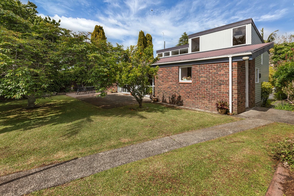 28 Fairway Drive, Kamo, Whangarei - Carousel 25