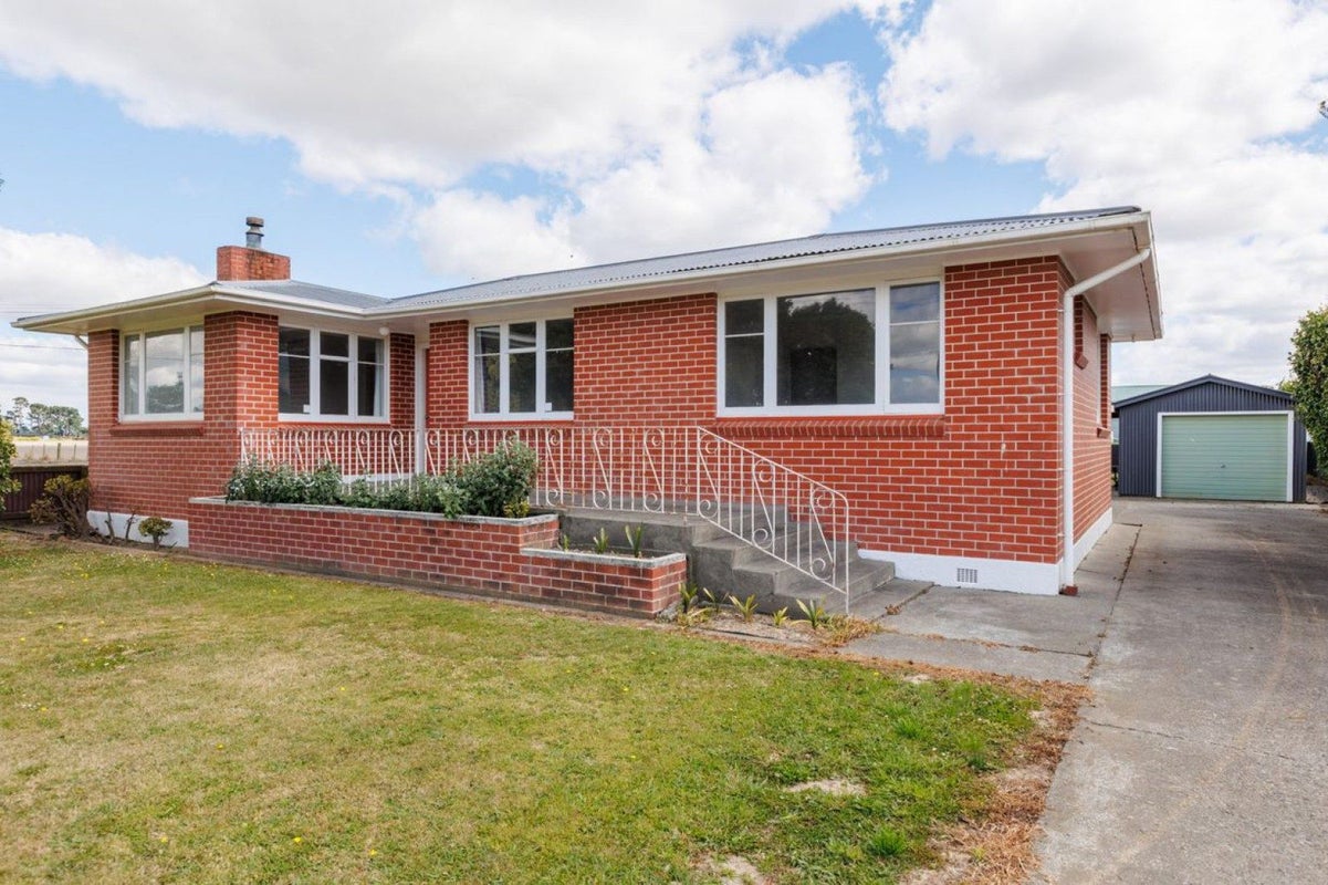 225 Te Matai Road, Whakarongo, Palmerston North - Carousel 1