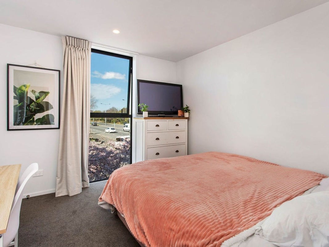 2/1 Buchan Street, Sydenham, Christchurch - Carousel 2