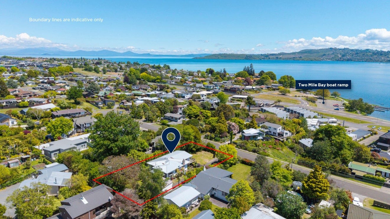 18 Otupai Street, Two Mile Bay, Taupo - Carousel 1