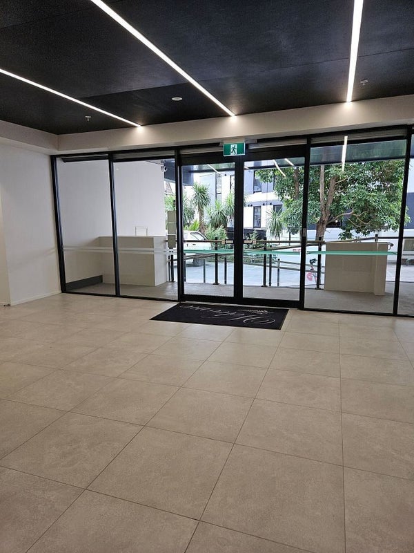 15G/3 Whitaker Place, Grafton, Auckland - Carousel 10