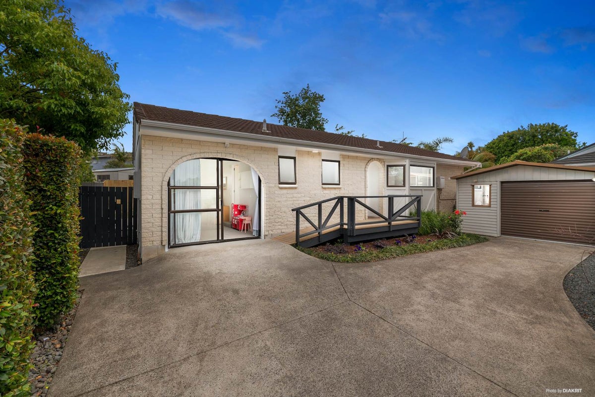 22A Albatross Road, Red Beach, Whangaparaoa - Carousel 1