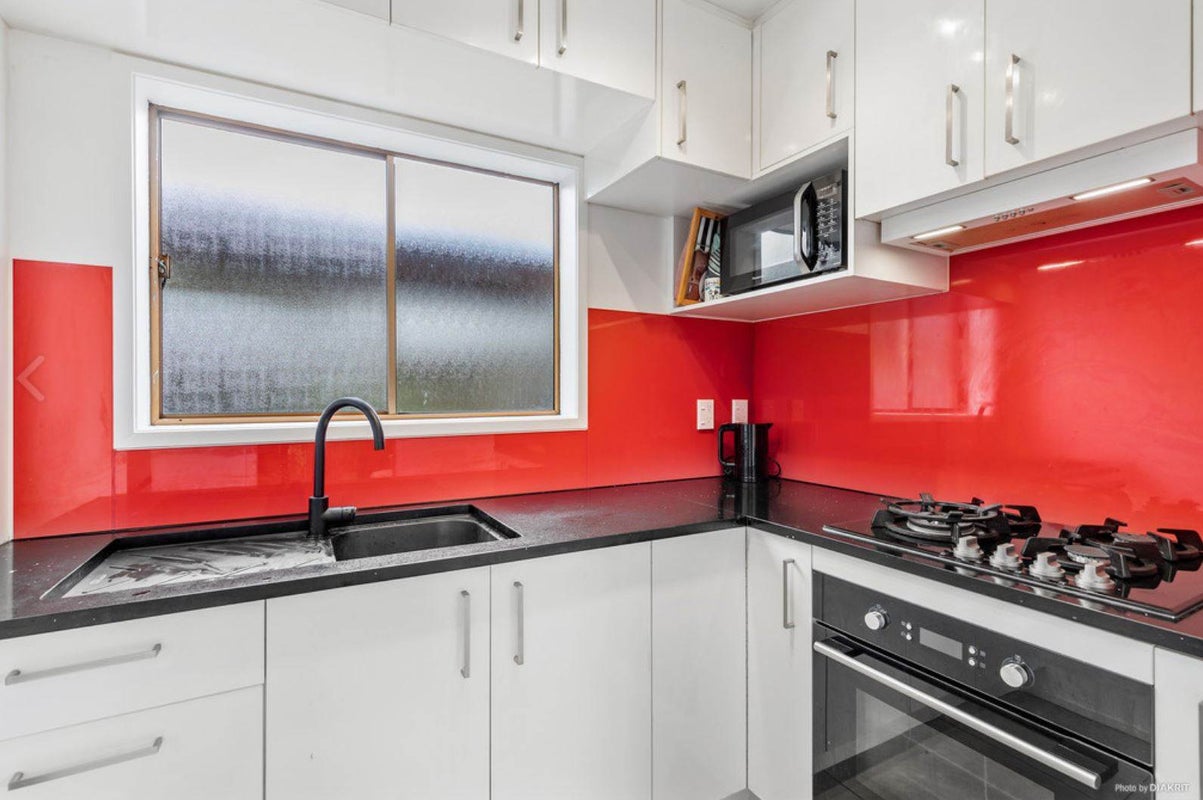 3/18 Seabrook Avenue, New Lynn, Auckland - Carousel 3
