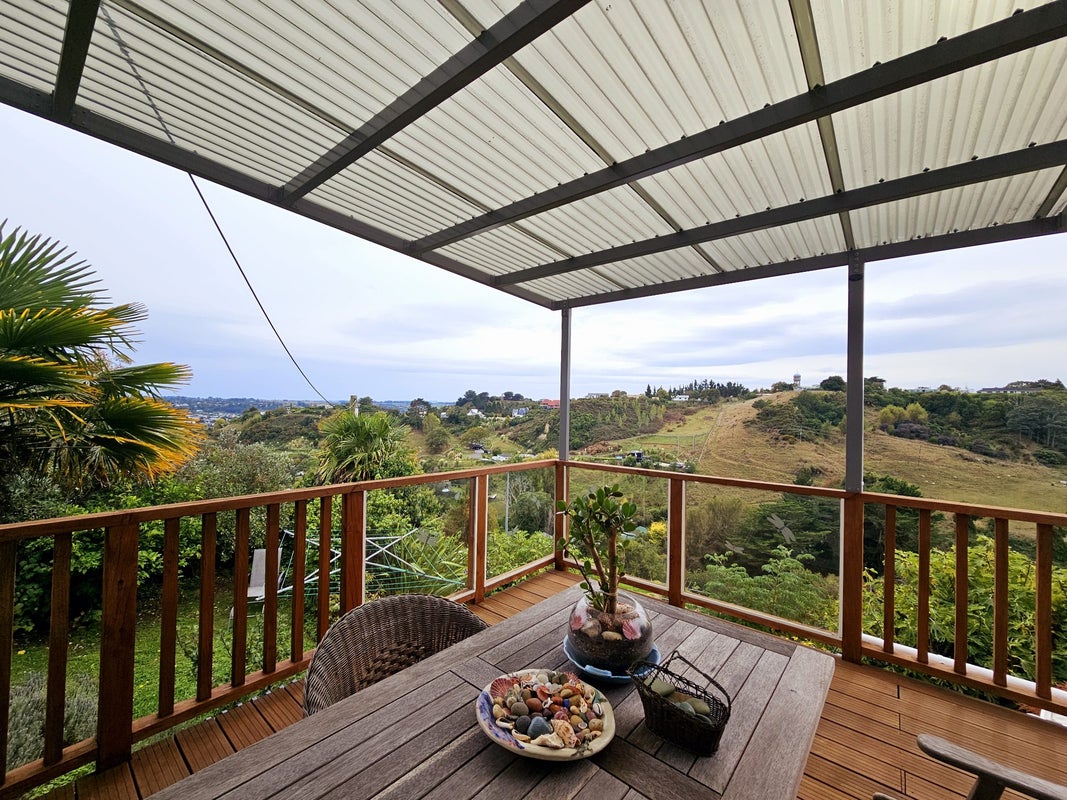 50 Portal Street, Durie Hill, Whanganui - Carousel 1