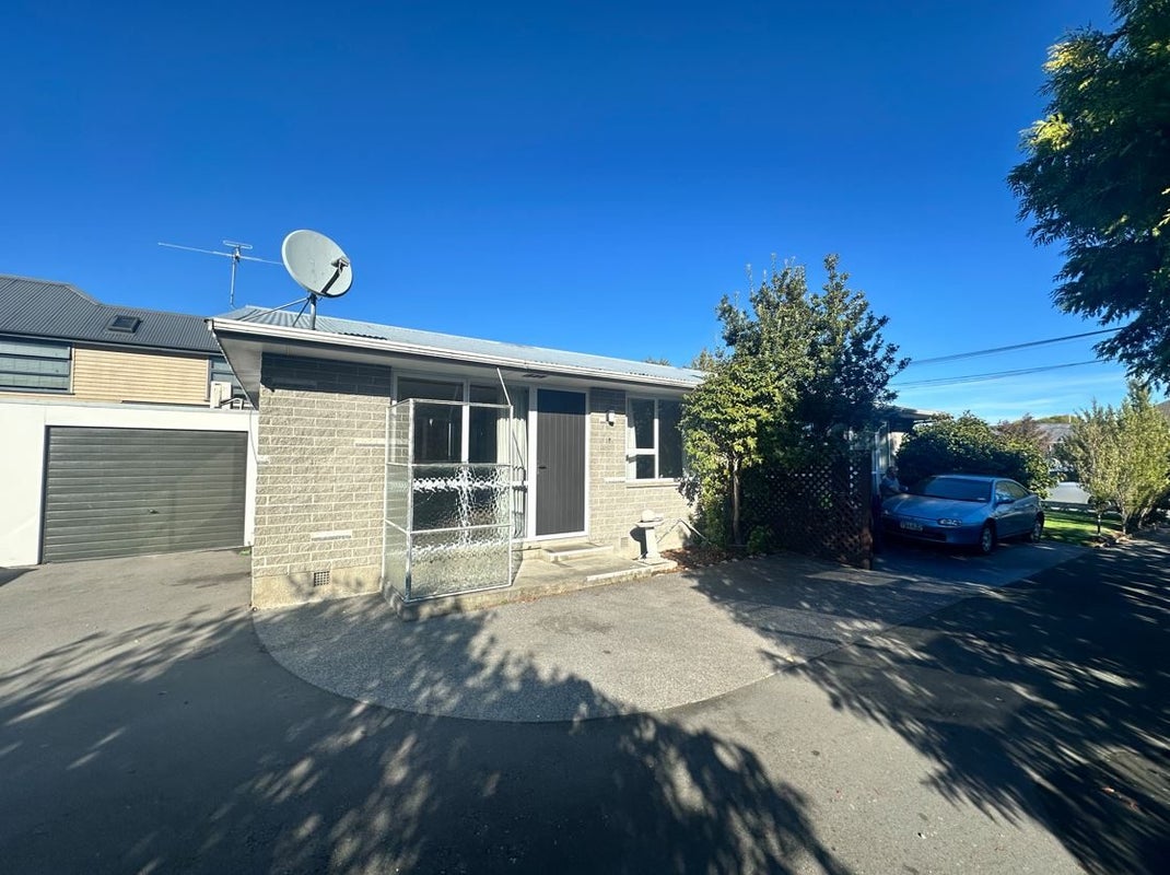 2/504 Barbadoes Street, Edgeware, Christchurch - Carousel 2