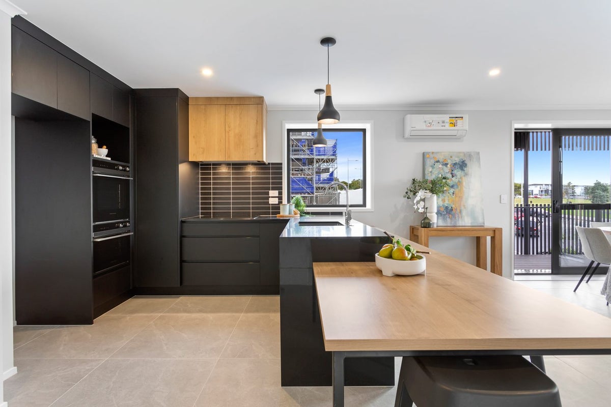 3/33 Nugget Avenue, Hobsonville, Auckland - Carousel 2