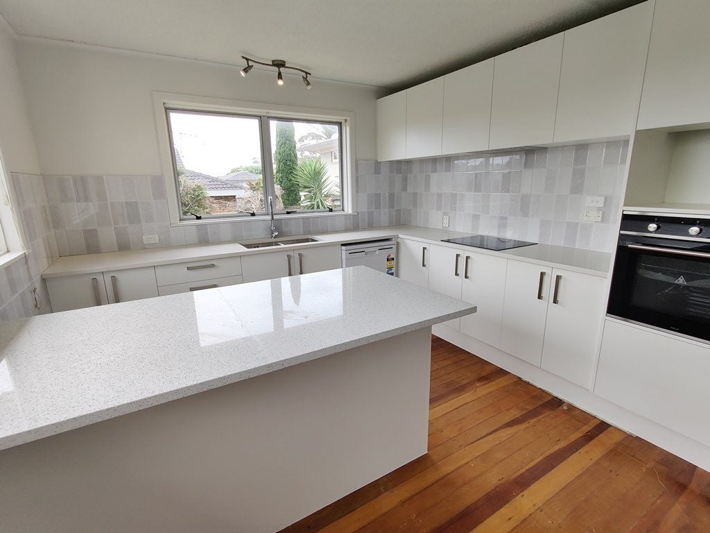 163 Cook Street, Howick, Auckland - Carousel 1