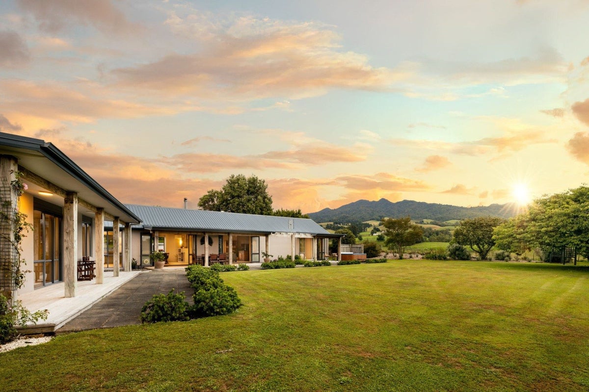 400 O'Shea Road, Pirongia, Pirongia - Carousel 2