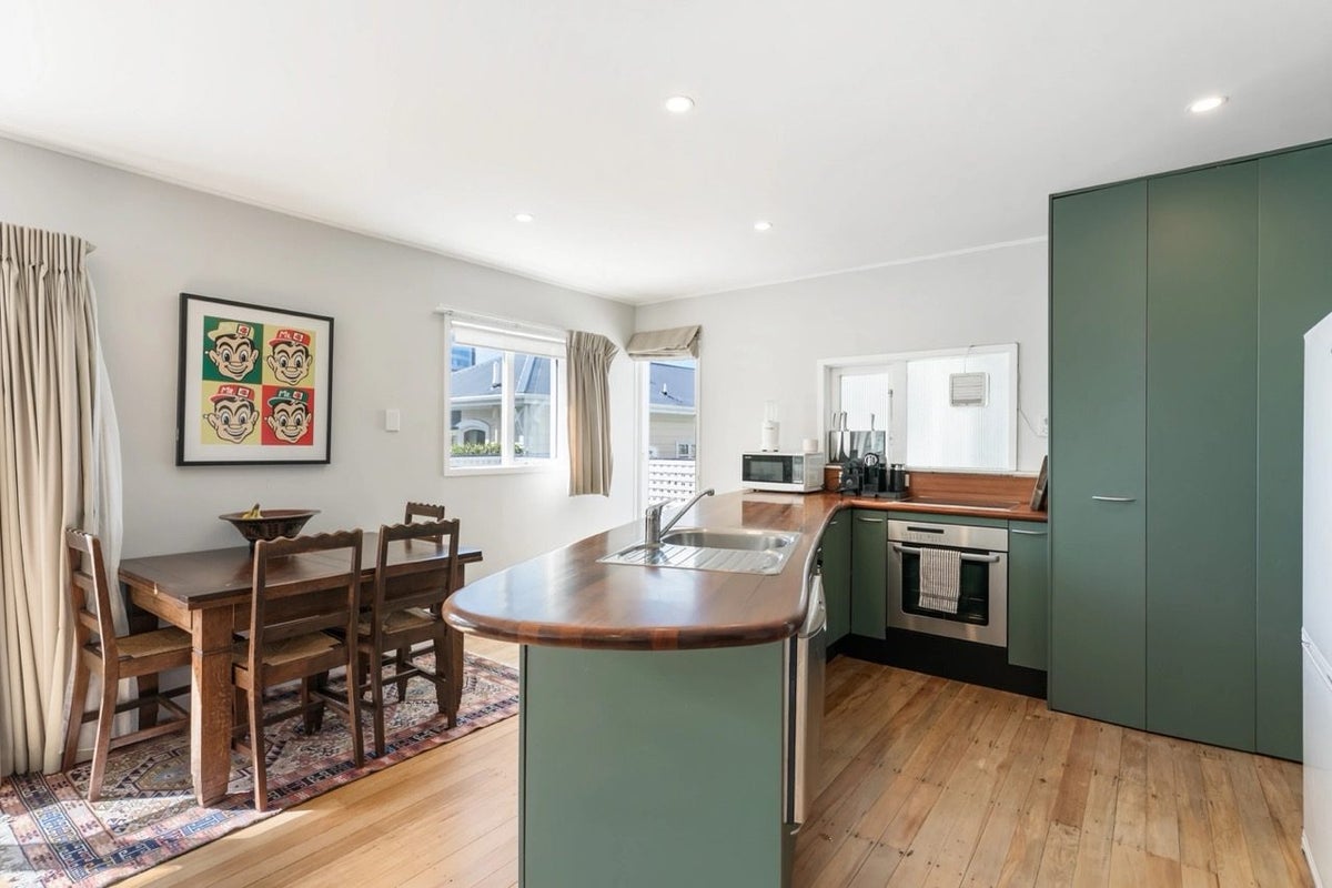 255 The Terrace, Te Aro, Wellington - Carousel 2