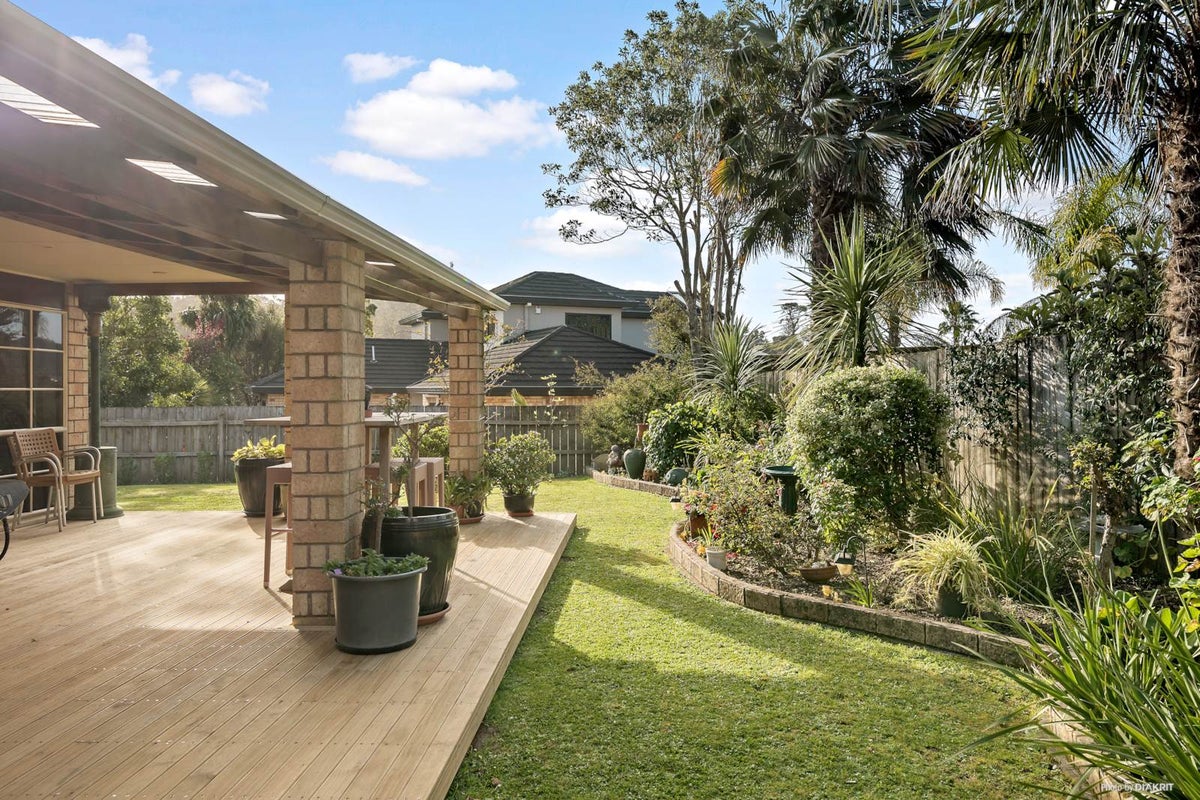 65 Landing Drive, Albany, Auckland - Carousel 2