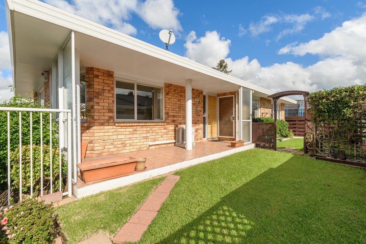 482B Devonport Road, Tauranga South, Tauranga - Carousel 2
