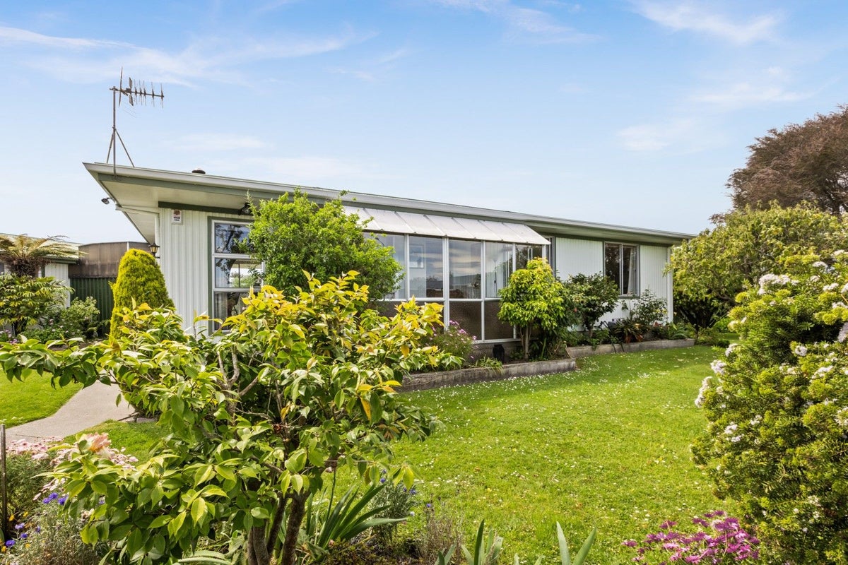 3 Arney Street, Tamatea, Napier - Carousel 1