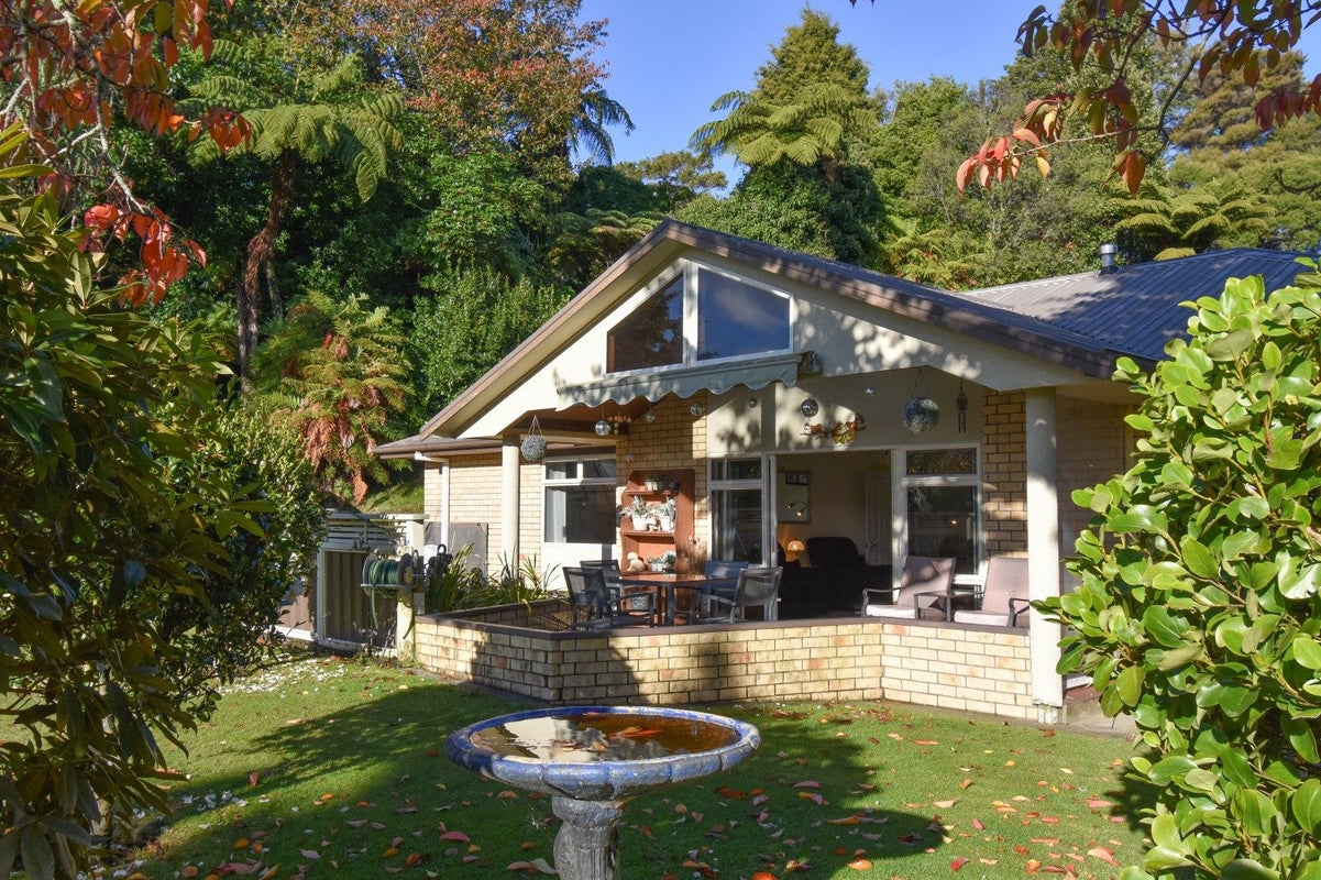 86C Kawaha Point Road, Kawaha Point, Rotorua - Carousel 2