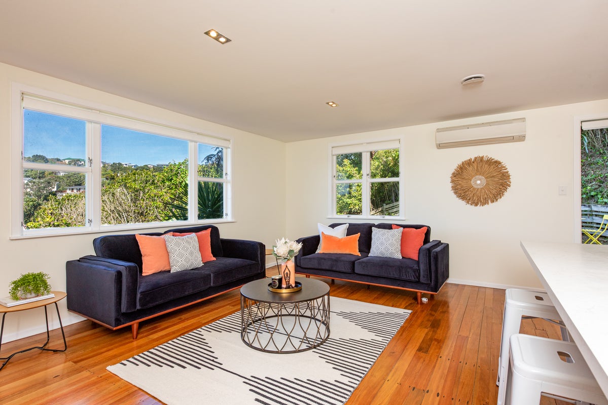 9 Wrights Hill Road, Karori, Wellington - Carousel 2