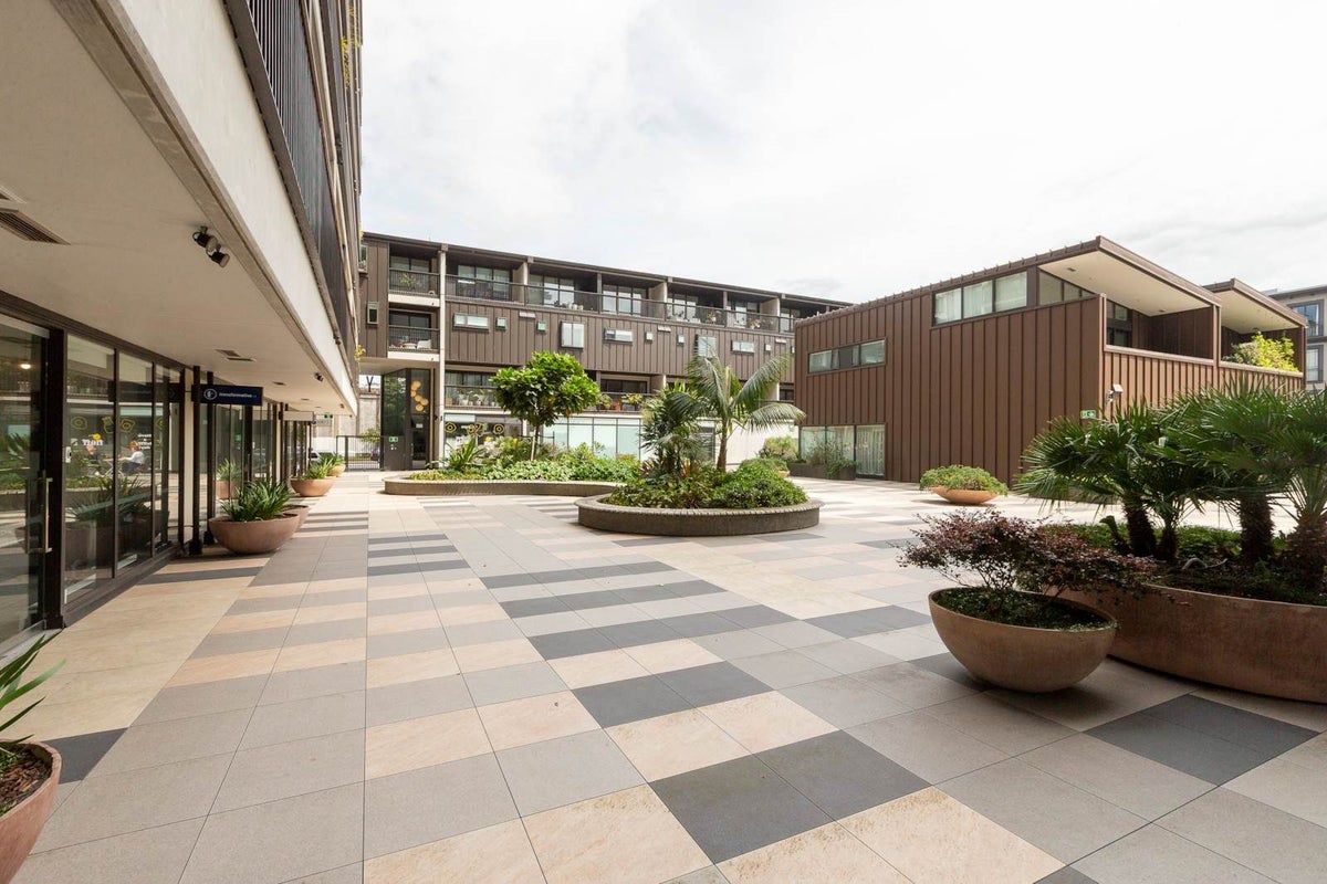 215/38 Khyber Pass Road, Grafton, Auckland - Carousel 1