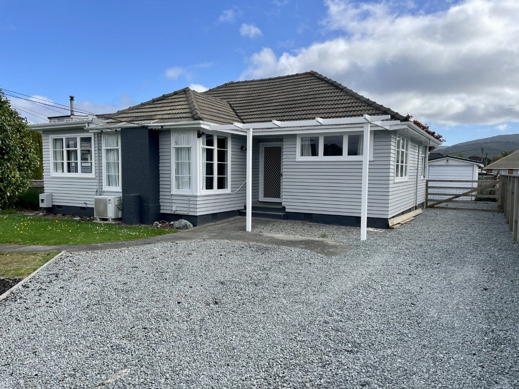 12 McCurdy Street, Elderslea, Upper Hutt - Carousel 1