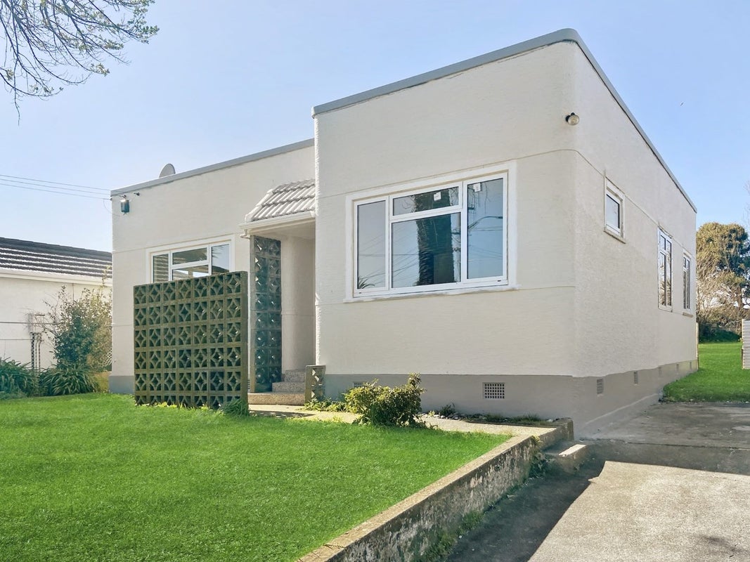12 Totara Street, Tawhero, Whanganui - Carousel 1