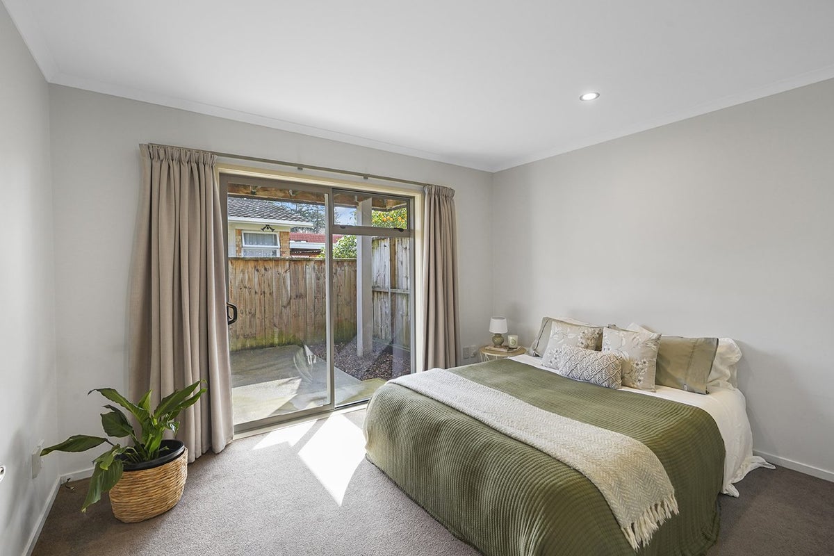 15C Charlemont Street, Whitiora, Hamilton - Carousel 2