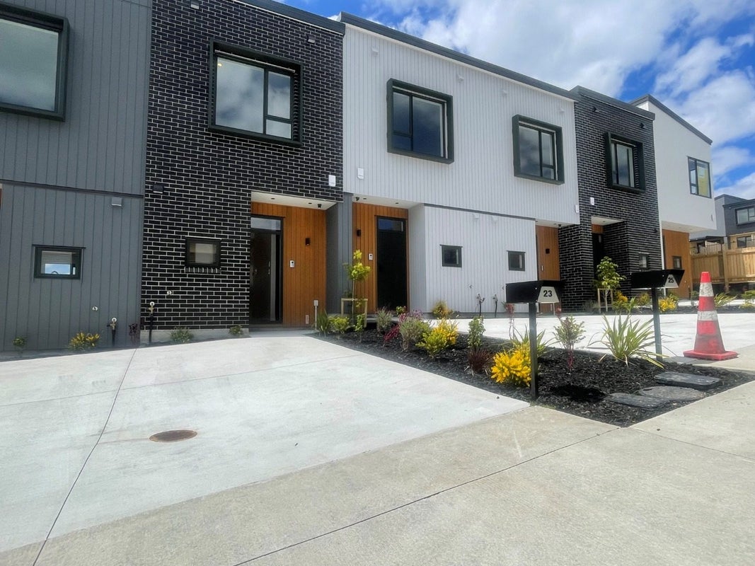 23 Kuaha Road, Massey, Auckland - Carousel 2