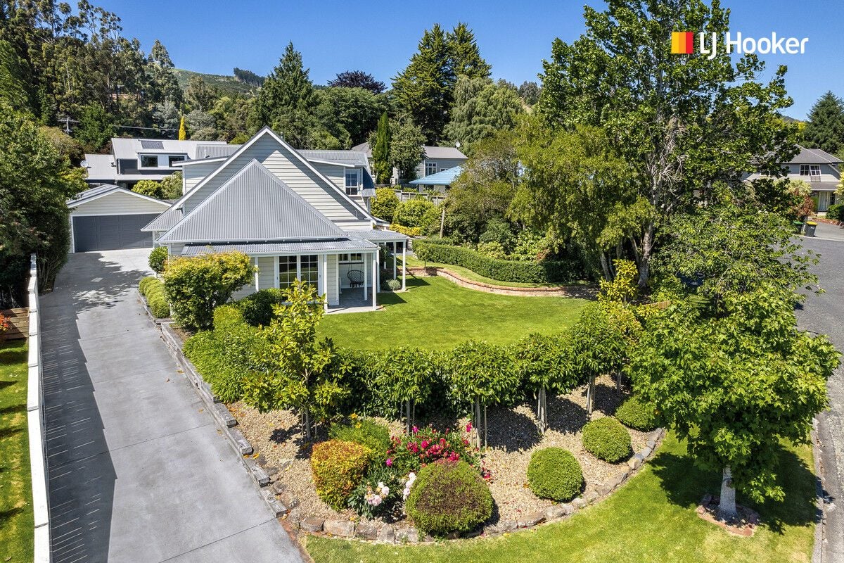 1 Jaffray Drive, East Taieri, Mosgiel - Carousel 1